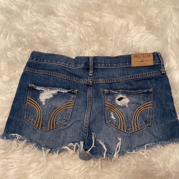 Hollister Jean shorts. - Picture 2 of 2